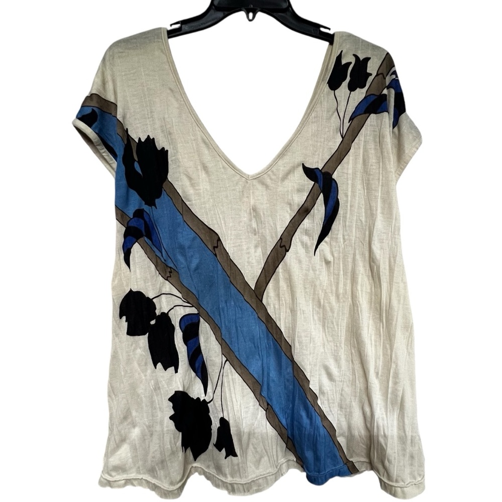 Free People Pullover Top With Graphic Design- Size Medium